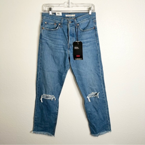 Levi’s Jeans Women 27 Wedgie Straight High Rise Distressed button Fly raw hem  A - Picture 1 of 13